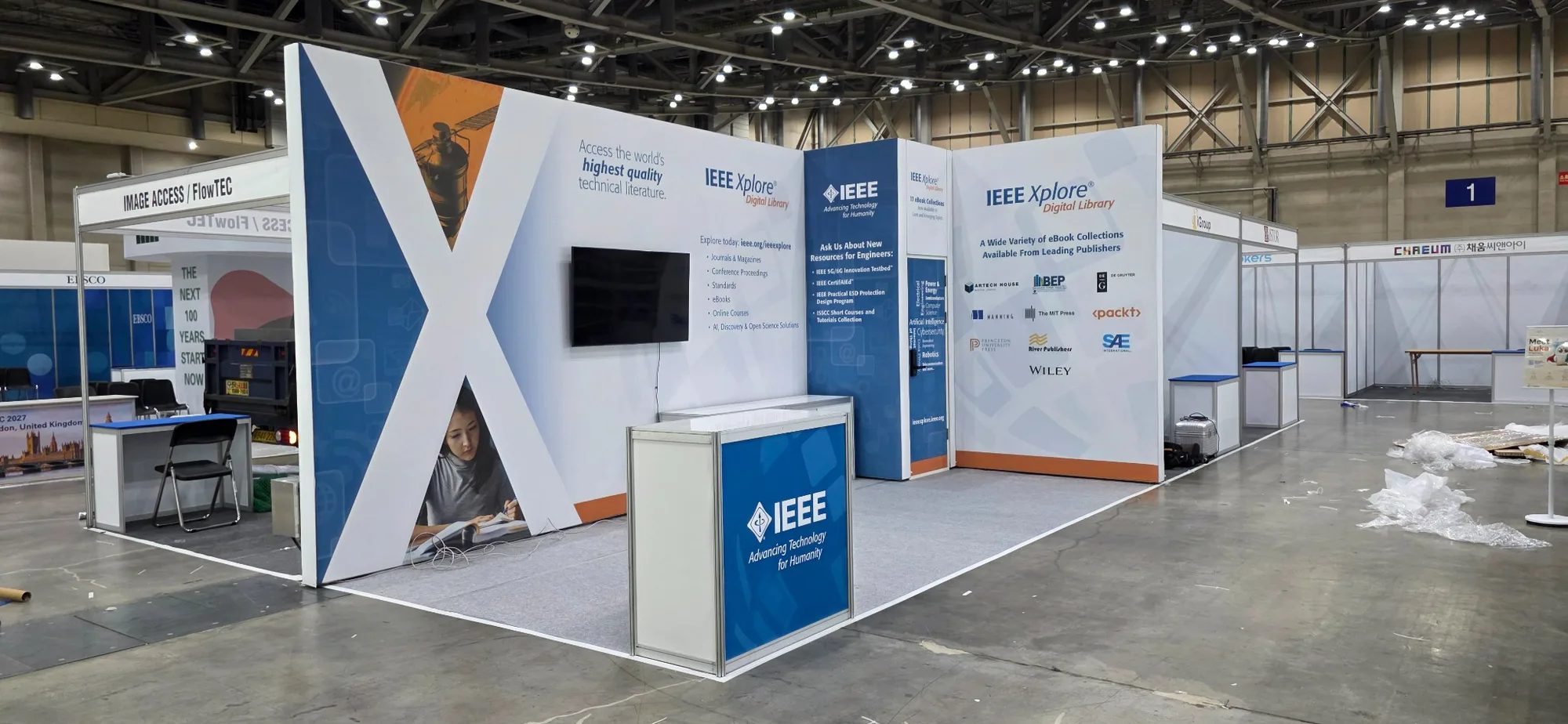 125mm 블록 2부스 IEEE Xplore 시공사진 3