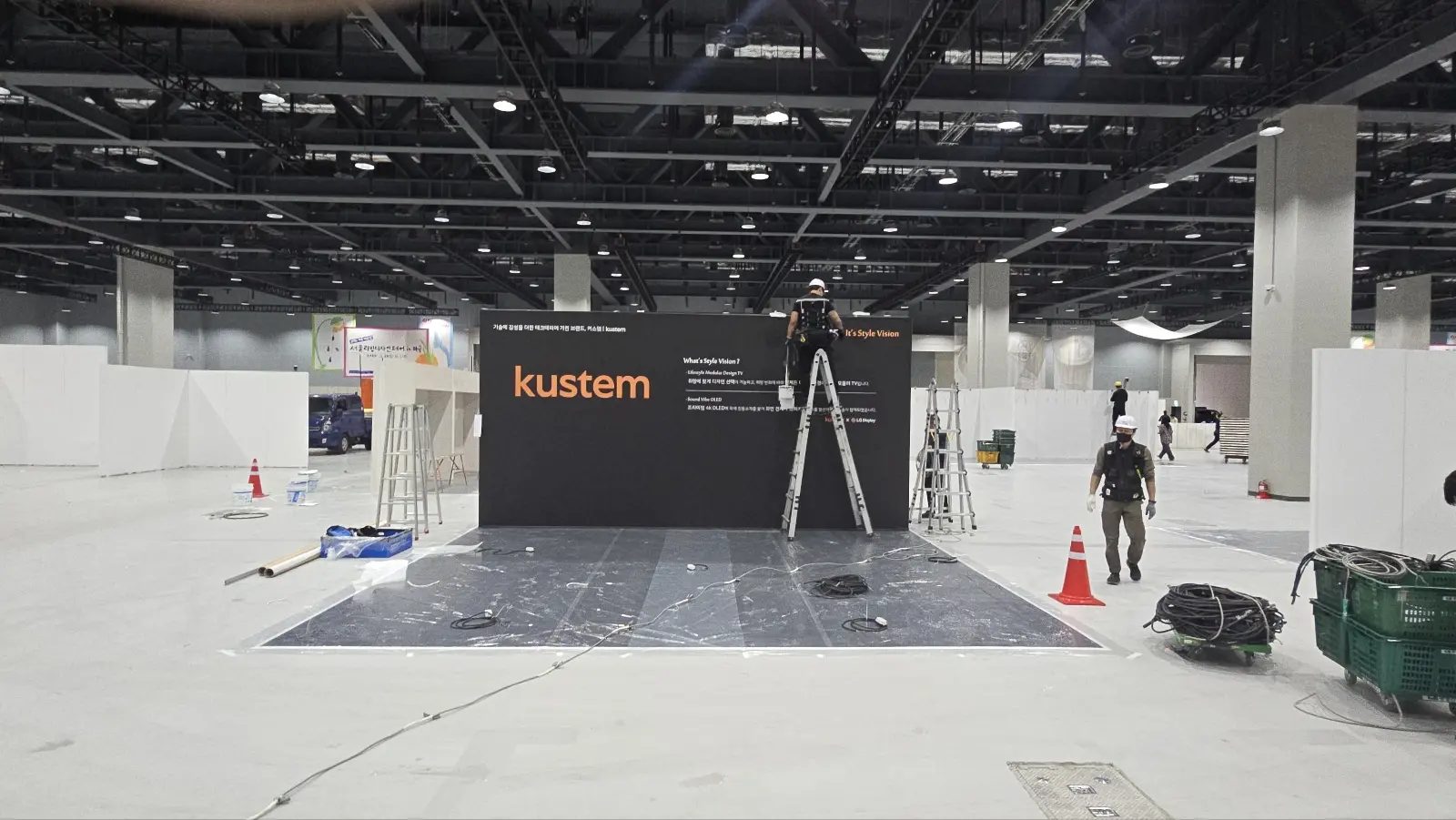 패브릭 시스템 리빙페어 KUSTEM 시공사진 4