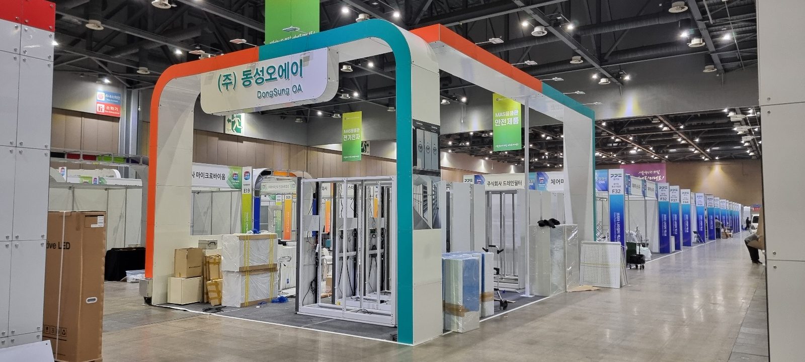 750 블록 6부스 동성오에이 시공사진 1